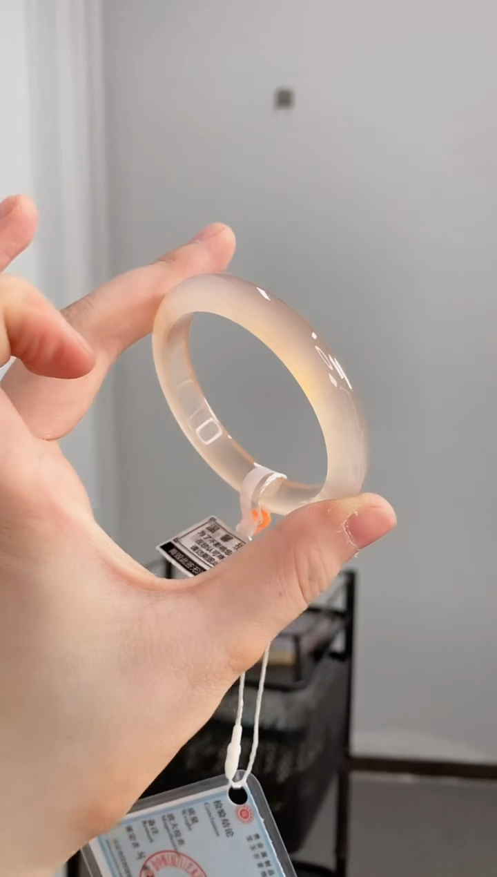 【闪购商品】玛瑙/玉髓手镯未镶嵌52圈