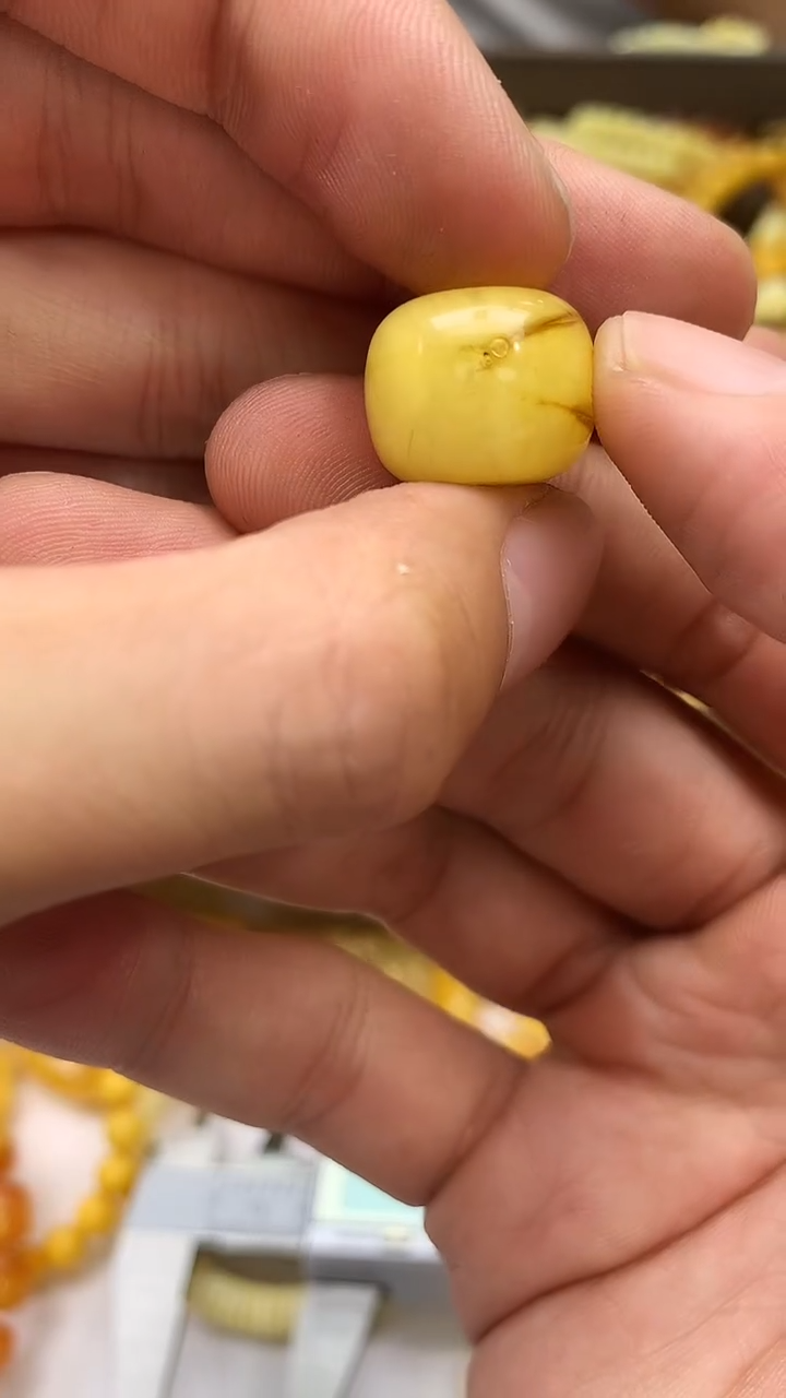 裸石蜜蜡未镶嵌单珠