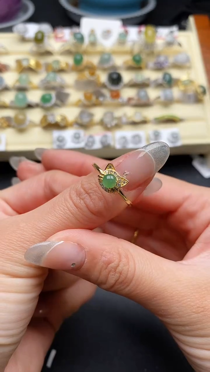 【闪购商品】翡翠戒指银S925镶嵌88888888+9