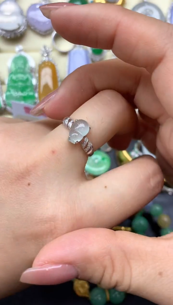 18K金镶嵌戒指翡翠211-中国好珍宝