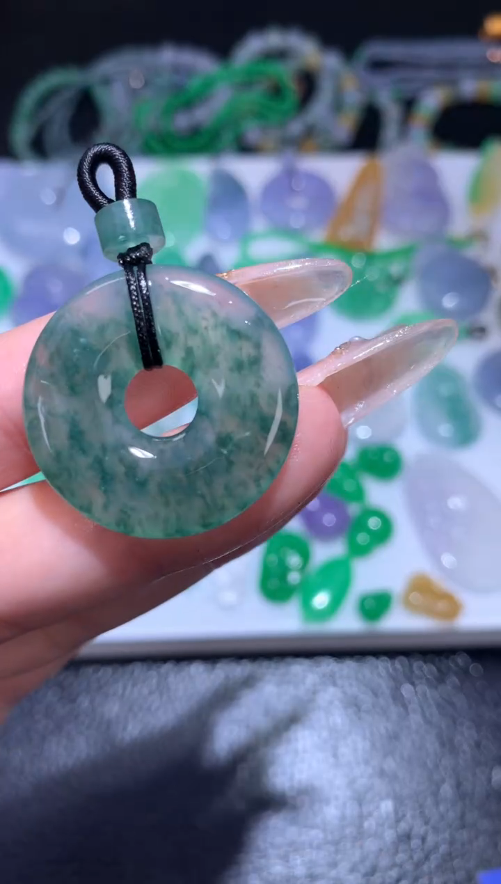 未镶嵌定制翡翠甜甜圈