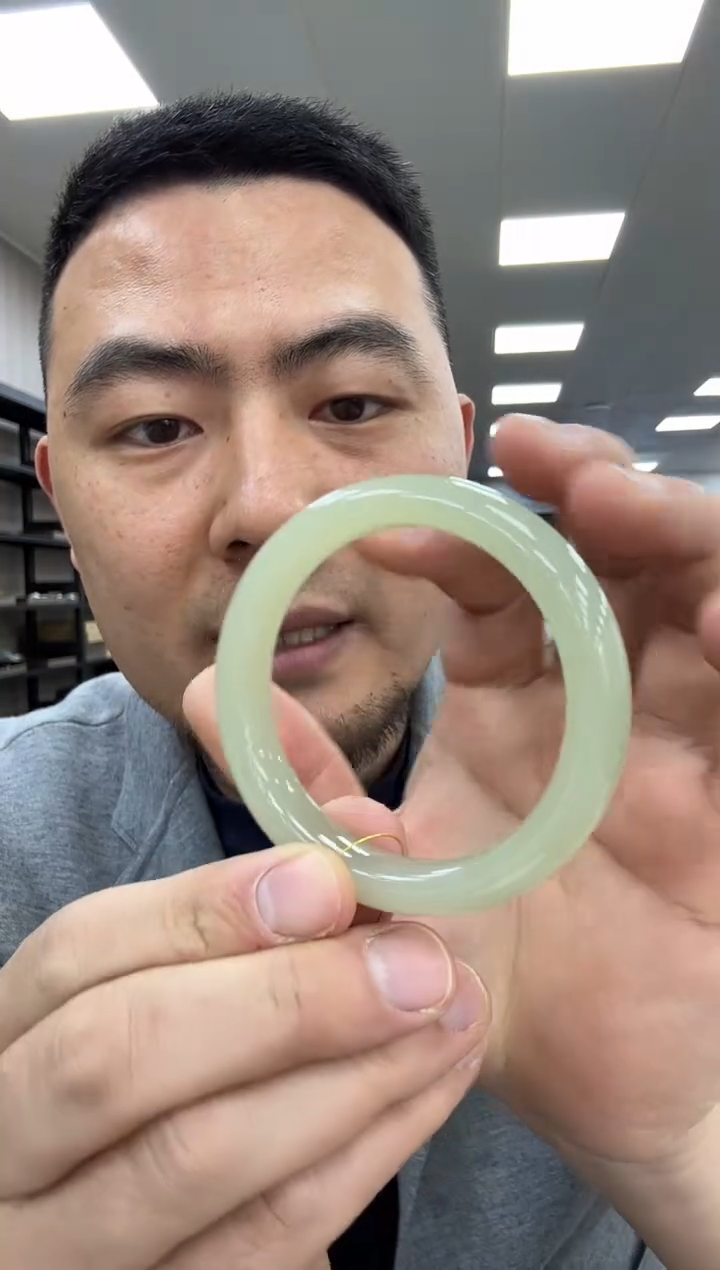 【闪购商品】和田玉手镯未镶嵌53  924