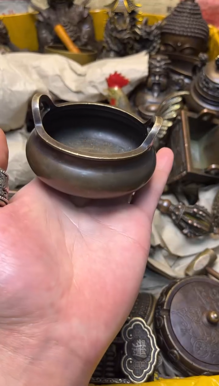 精美铜器，点击下单