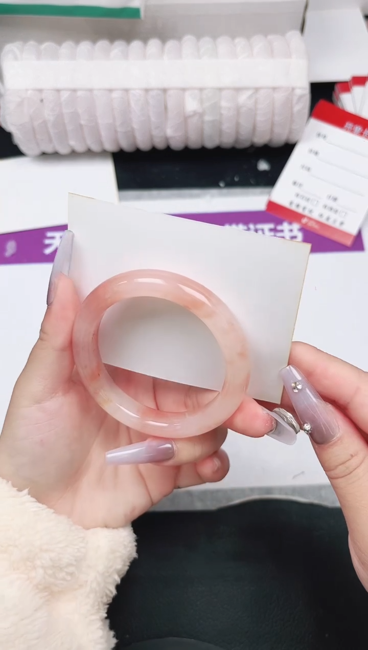 未镶嵌手镯石英质玉91-52