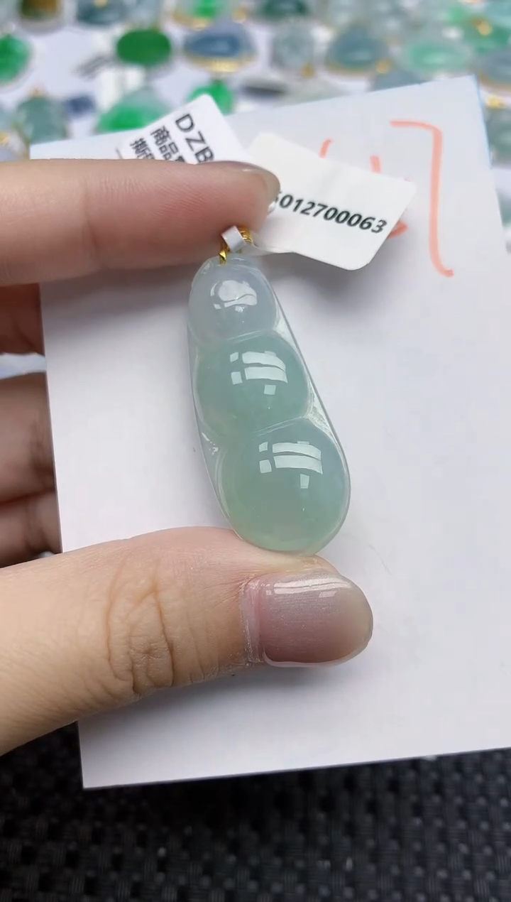 【闪购商品】翡翠颈饰18K金镶嵌天然翡翠A货