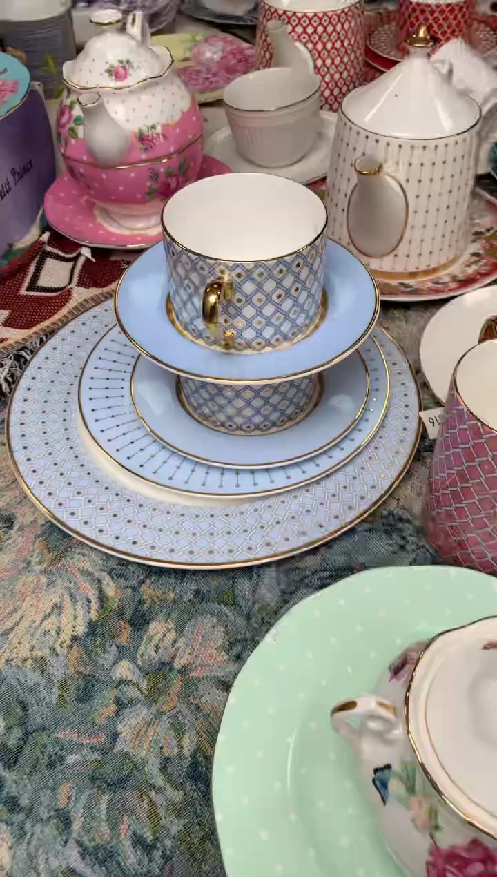 【闪购商品】瓷片陶瓷原单CC239餐具六件套