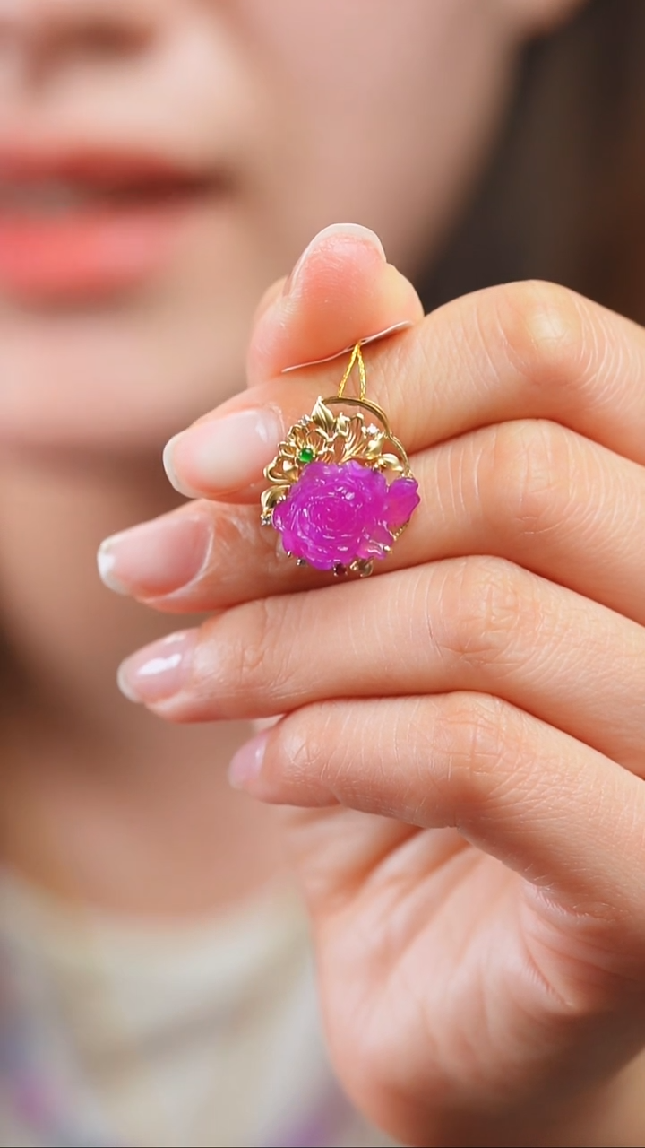 苏纪石（舒俱来）18K金镶嵌吊坠(不含链)65