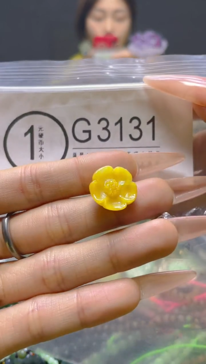 颈饰未镶嵌翡翠/G/翡翠A货，一件也是批发价