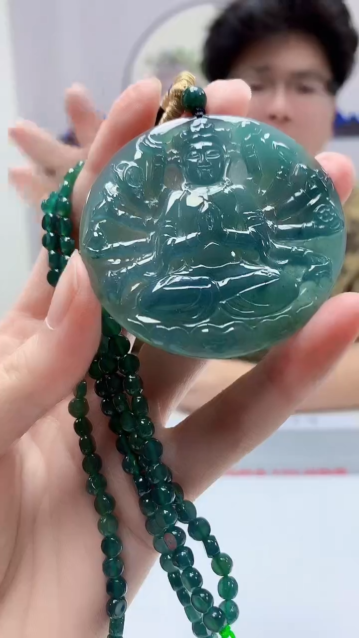 【闪购商品】定制翡翠未镶嵌4688zm-毛货挂件305千手