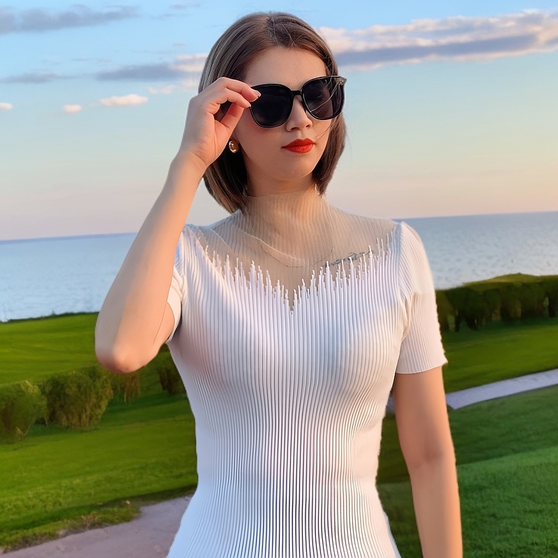 蒂欧芮秋冬毛织时尚白色黑色均码弹力打底衫毛织衫百搭显瘦半高领