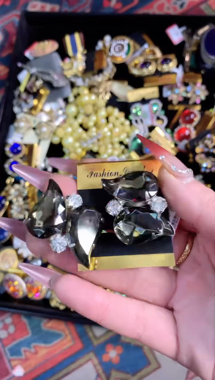 【闪购商品】瓷片楚楚中古珠宝甄选不退换