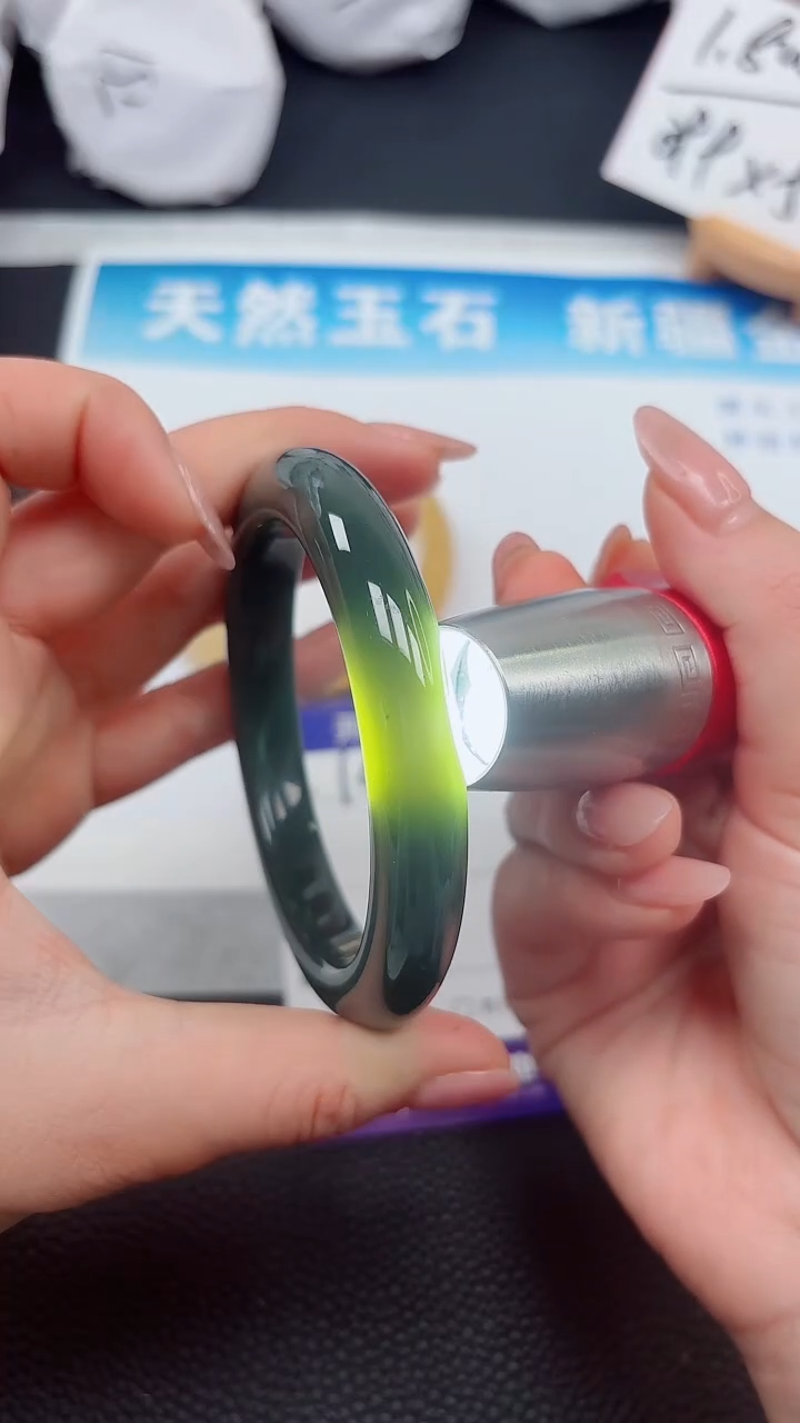 【闪购商品】和田玉手镯未镶嵌151