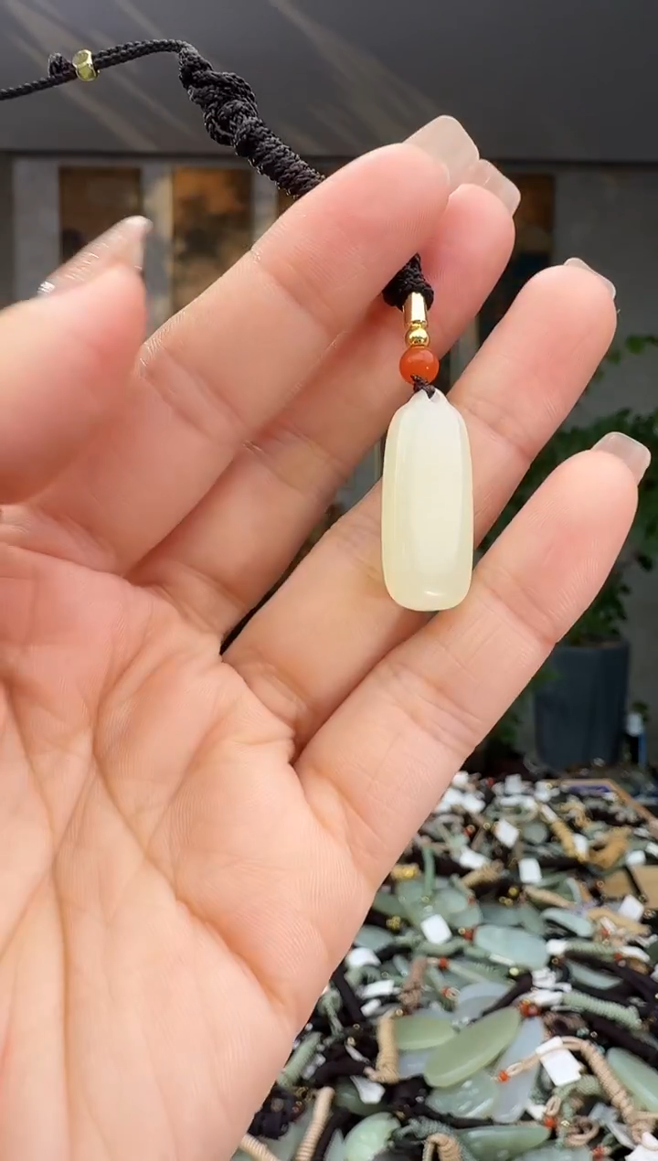 颈饰未镶嵌和田玉拍一发一多样性发货