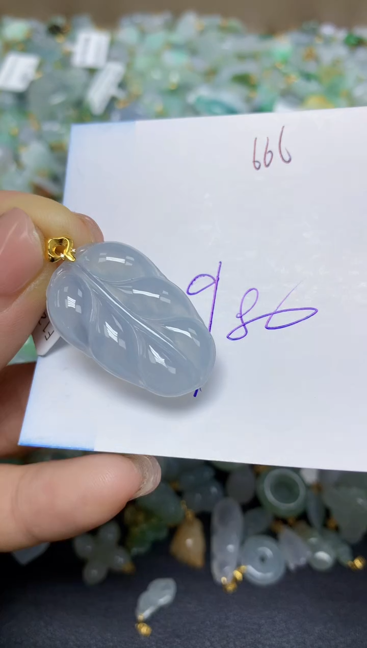 【闪购商品】翡翠挂件18K金镶嵌 天然翡翠A货