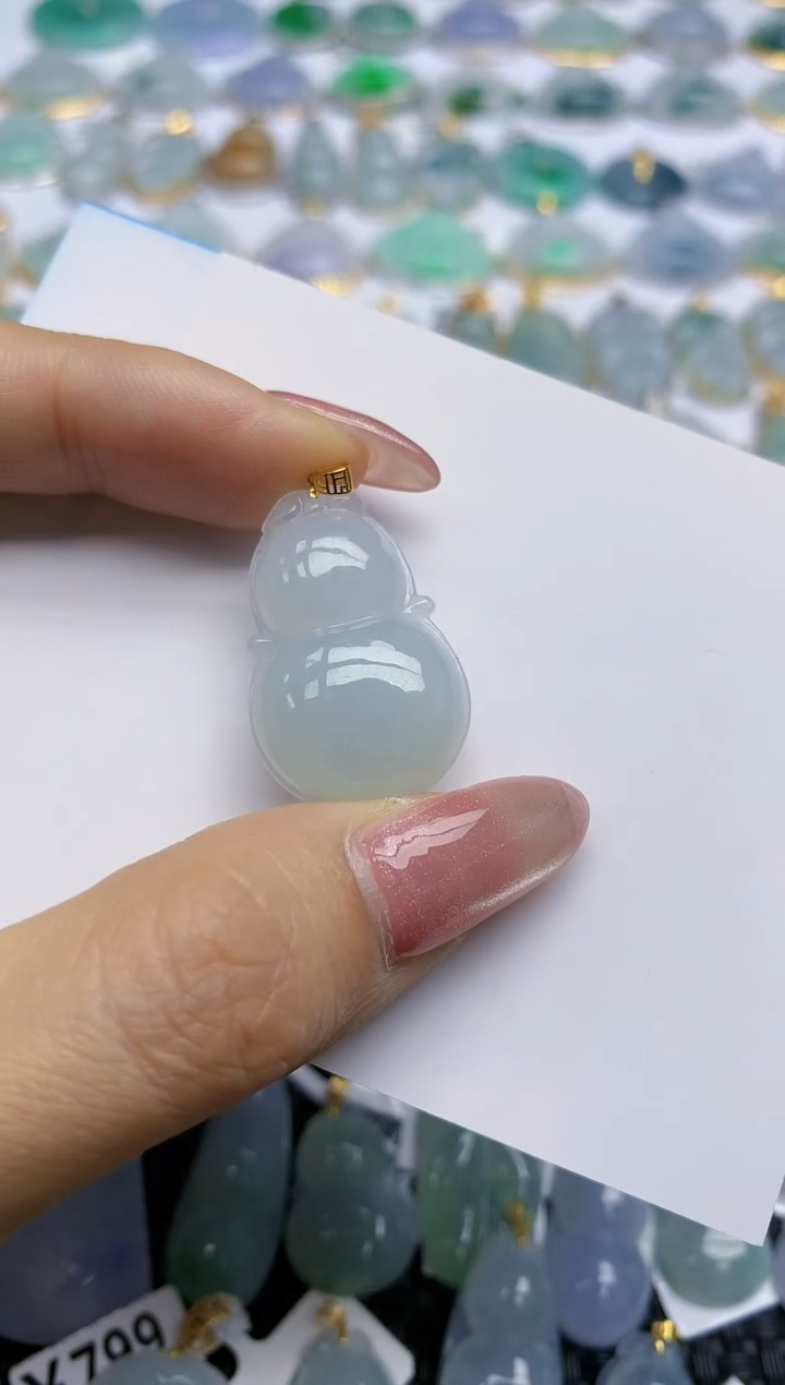 【闪购商品】翡翠挂件18K金镶嵌天然翡翠A货