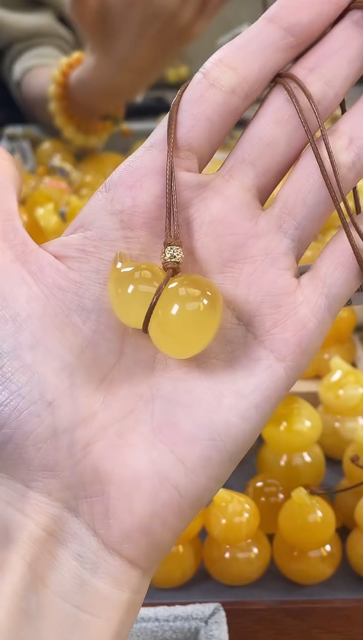 裸石琥珀未镶嵌J30