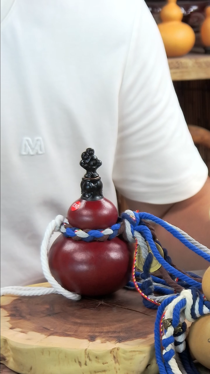 r****侠古艺大漆酒葫芦 编号263