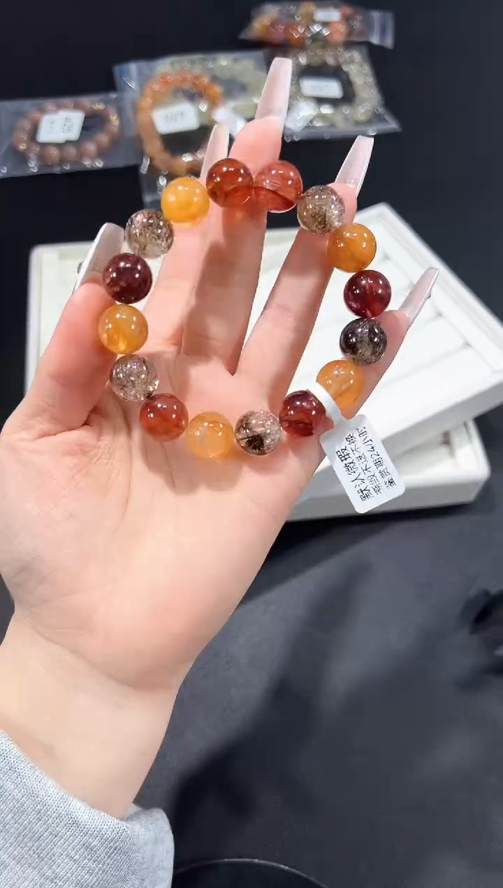 无无30a多样性发其一【1条】默认微瑕