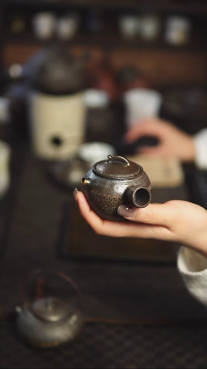 【闪购商品】潘正手作 侧把紫砂壶