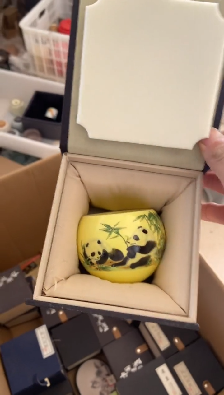 杯无运费险有瑕疵的摄影的产品有使用过的痕迹有点脏介意勿拍
