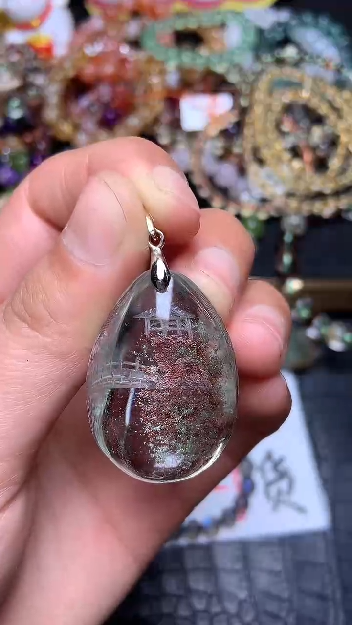 【闪购商品】水晶吊坠(赠链)未镶嵌42