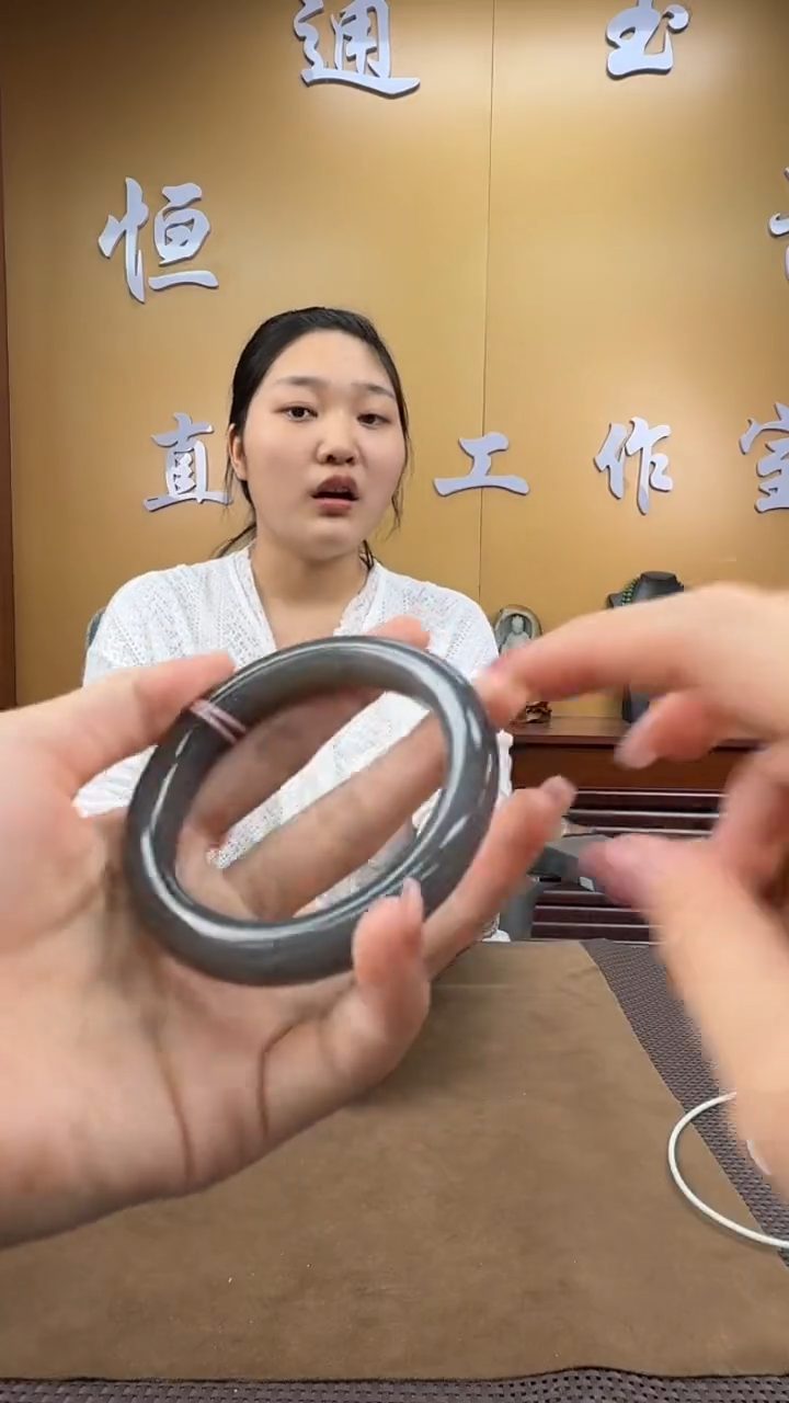 颈饰未镶嵌和田玉手镯57