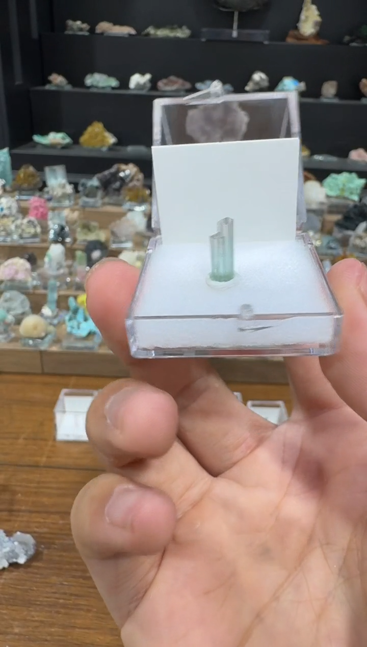 月下珠宝严选矿物