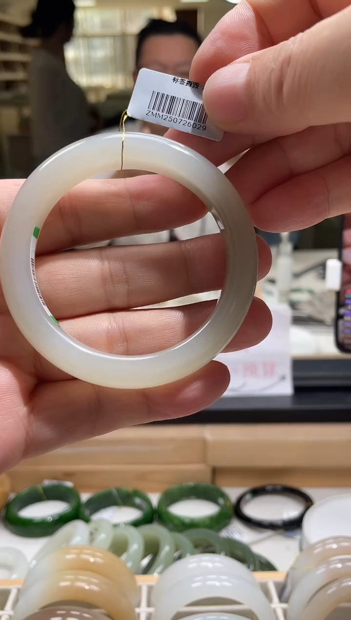 未镶嵌手镯和田玉56-57圈口 6029