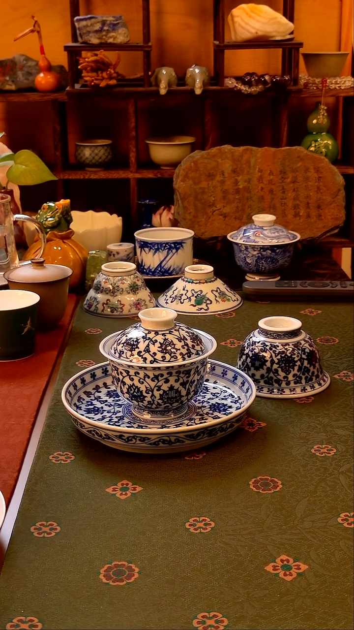 【手工手绘缠枝莲套组】