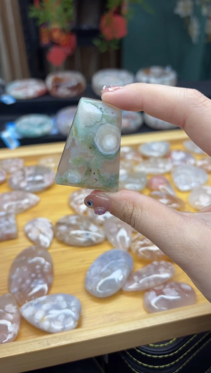 【闪购商品】石英质玉颈饰未镶嵌963