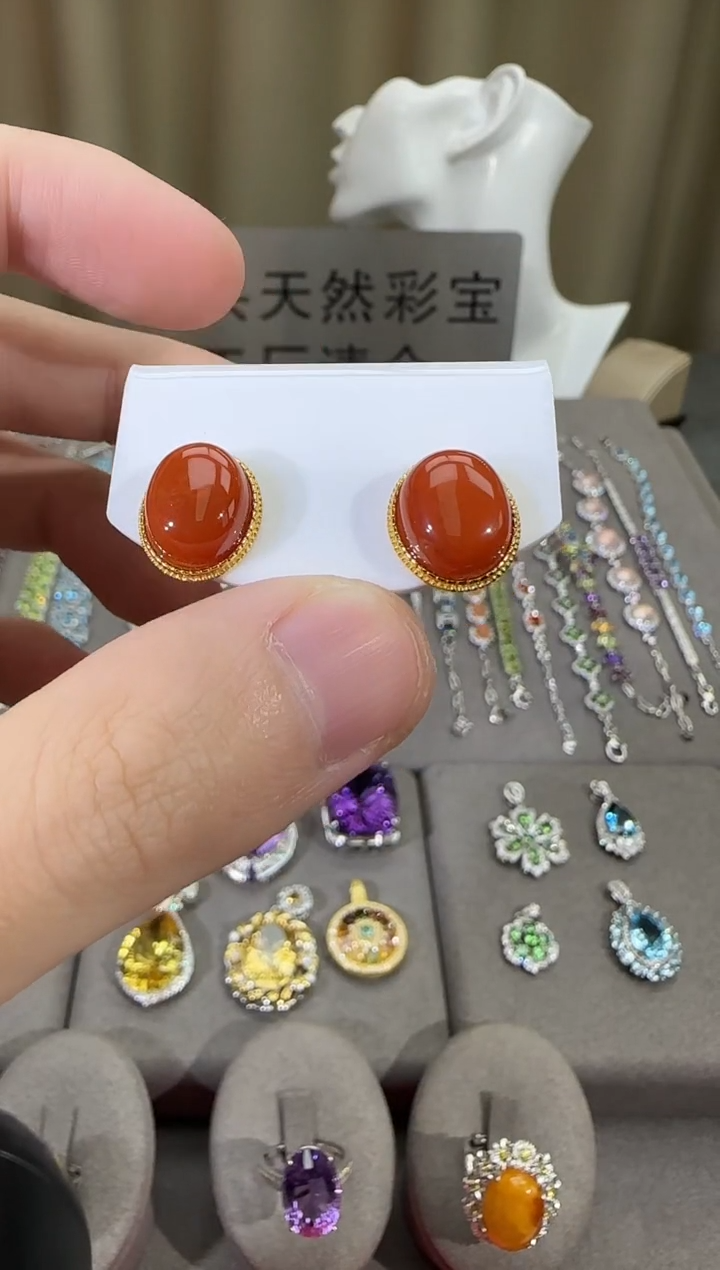 银S925镶嵌南红玛瑙耳饰8*11mm耳钉简约款