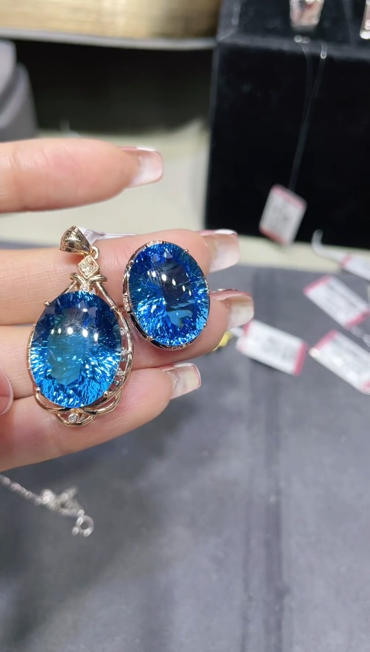 【闪购商品】托帕石套装18K金镶嵌·