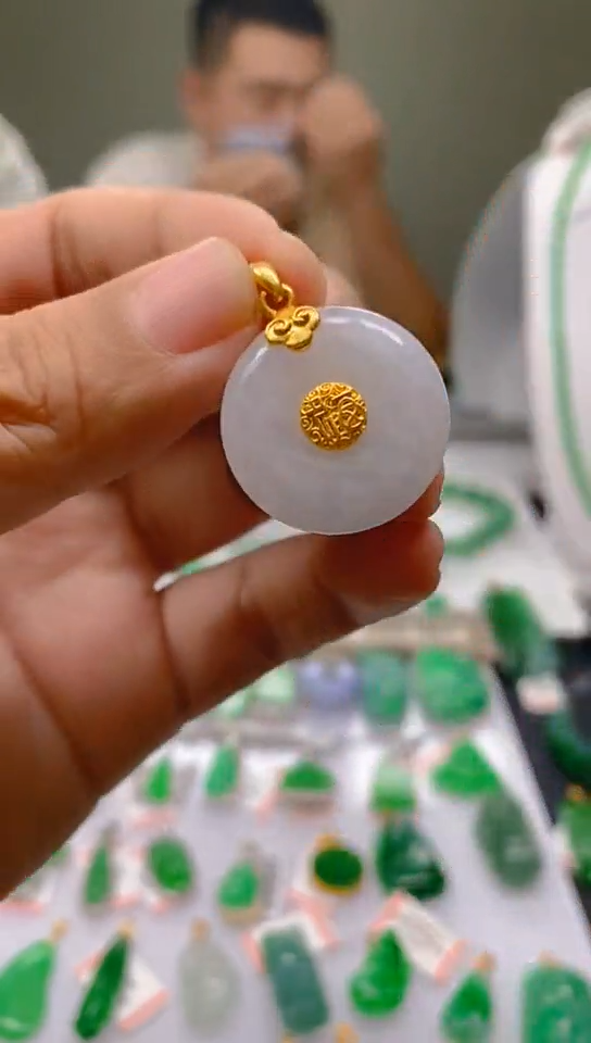 【闪购商品】翡翠颈饰18K金镶嵌新号开播，全场乱卖