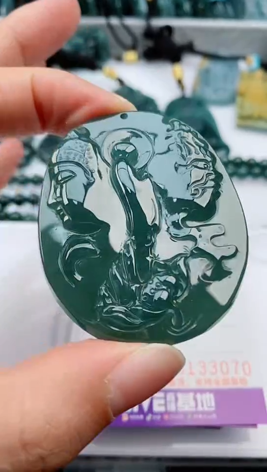 【闪购商品】翡翠颈饰未镶嵌