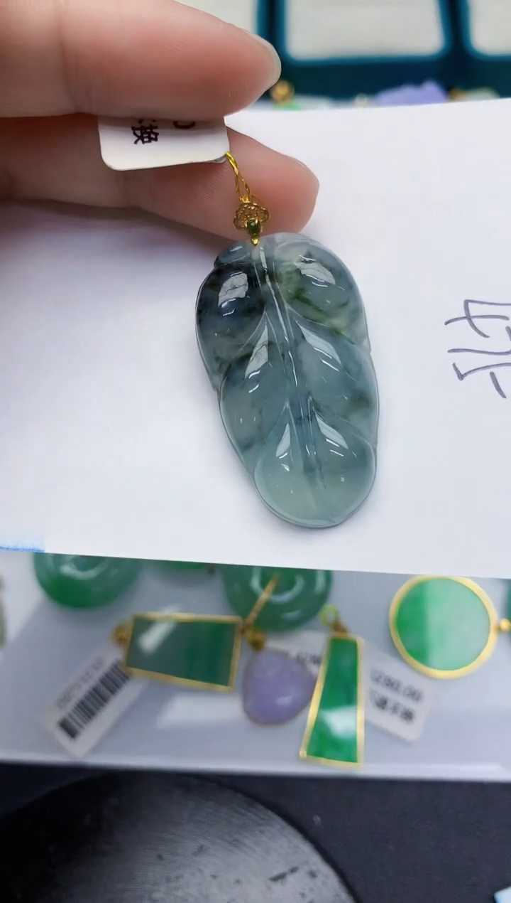 【闪购商品】翡翠颈饰18K金镶嵌000000000