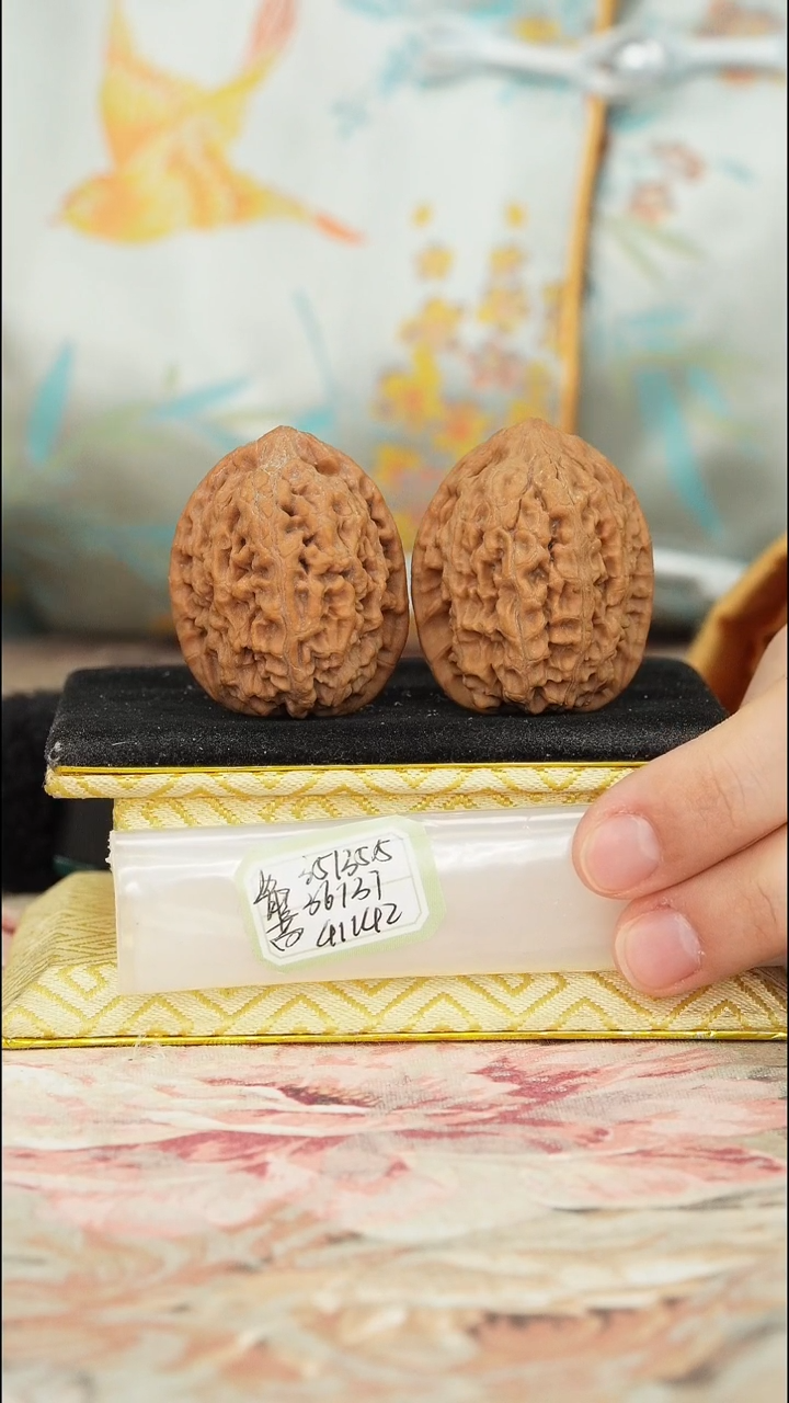 【闪购商品】文玩核桃把件非嫁接将军榜