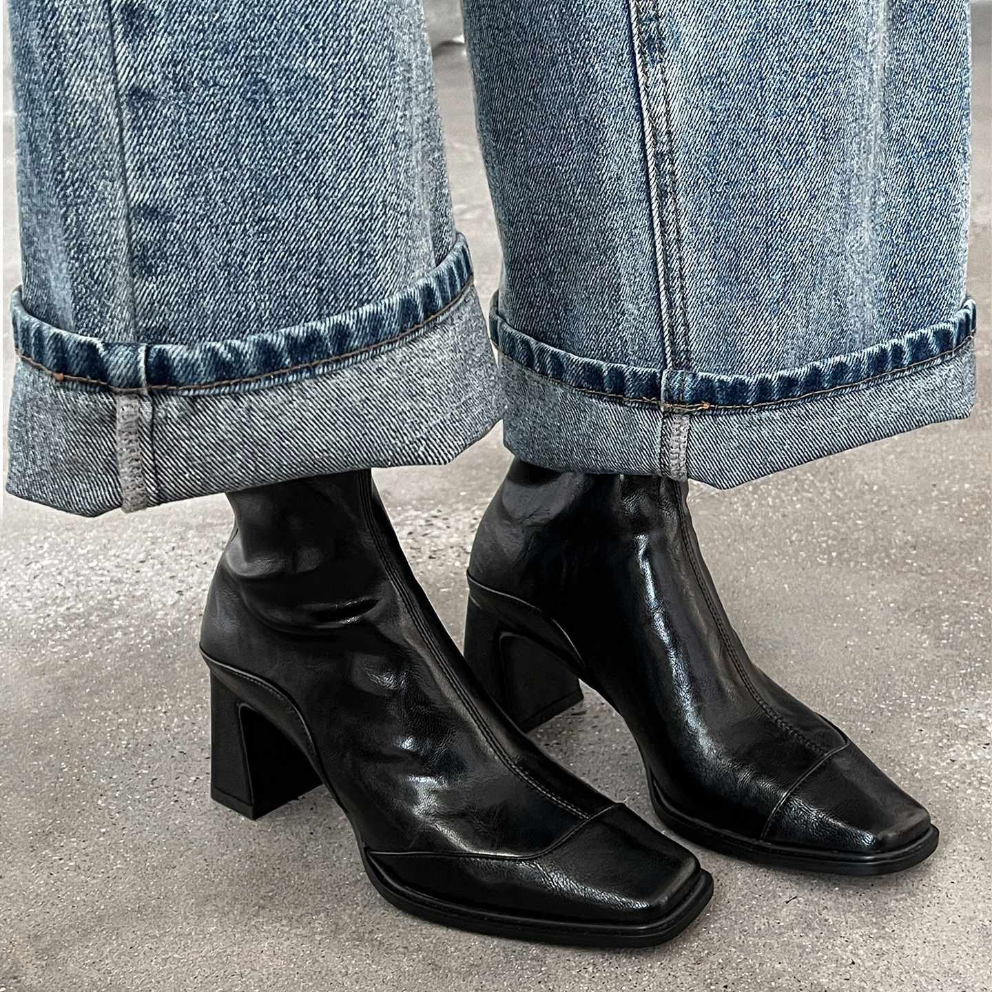 靴子女2025秋季高跟短靴粗跟切尔西靴百搭方头靴子