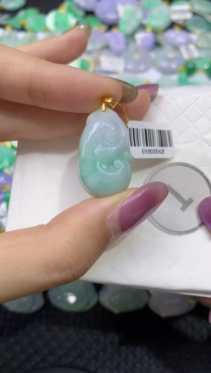颈饰未镶嵌翡翠天然缅甸翡翠A货