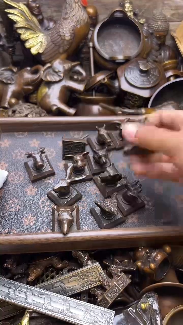精美铜器，点击即可下单