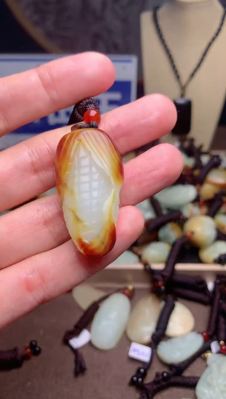 【闪购商品】和田玉颈饰未镶嵌1