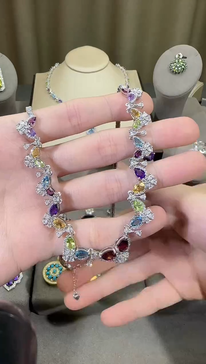 颈饰银S925镶嵌水晶6*8mm多彩宝蝴蝶套链高级款