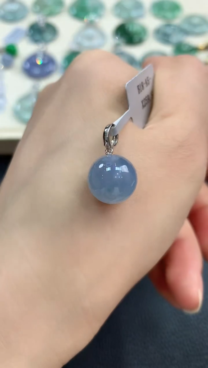 【闪购商品】翡翠吊坠(不含链)18K金镶嵌b12有色差多样性一件发货