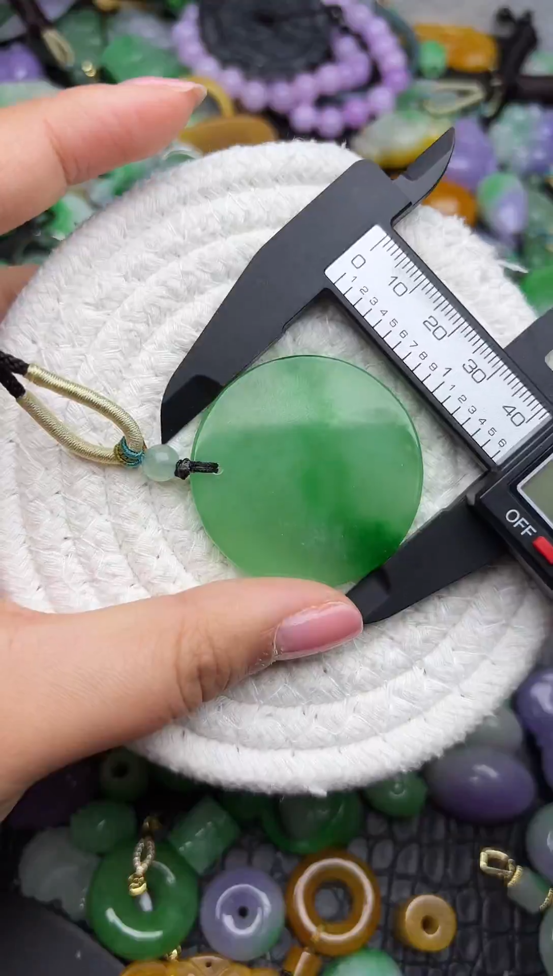 颈饰未镶嵌翡翠缅甸翡翠吊坠