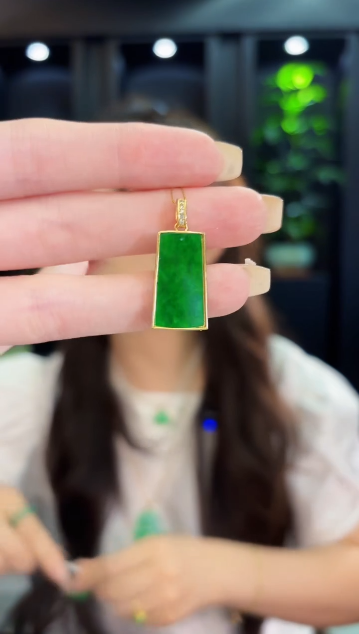 翡翠未镶嵌吊坠(不含链)缅料A货/多样性发货/一件