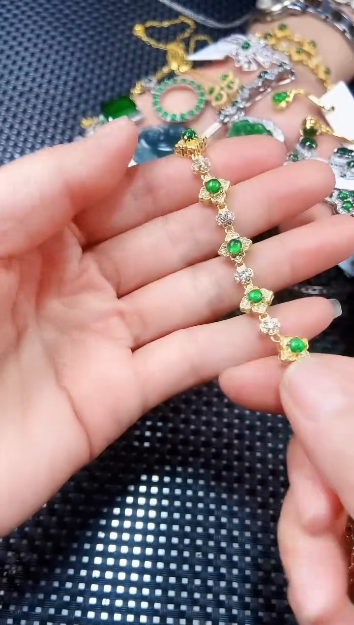 【闪购商品】翡翠手链未镶嵌111111111