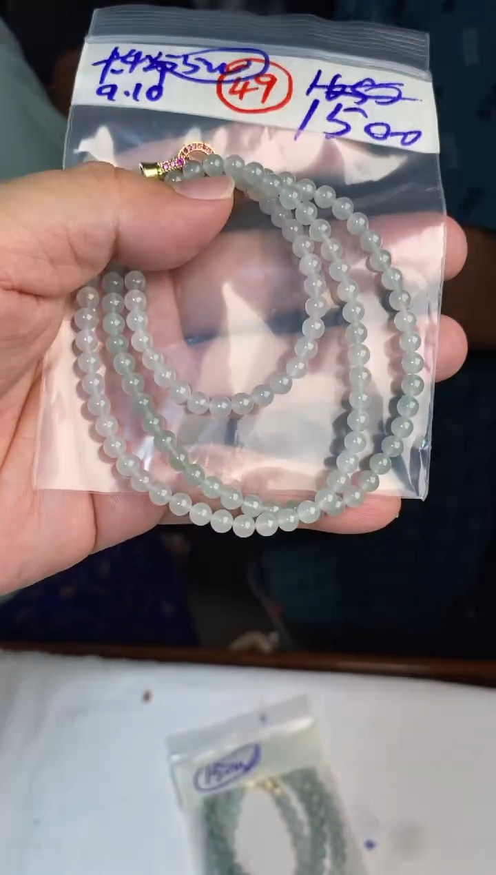 未镶嵌定制翡翠天然缅甸翡翠多样性