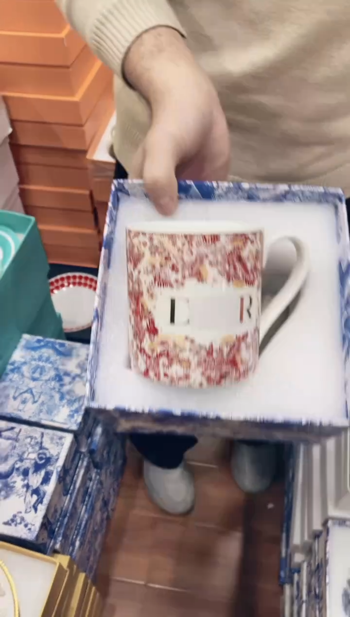 【闪购商品】杯鸿辉家品牌瓷器，京东包邮！