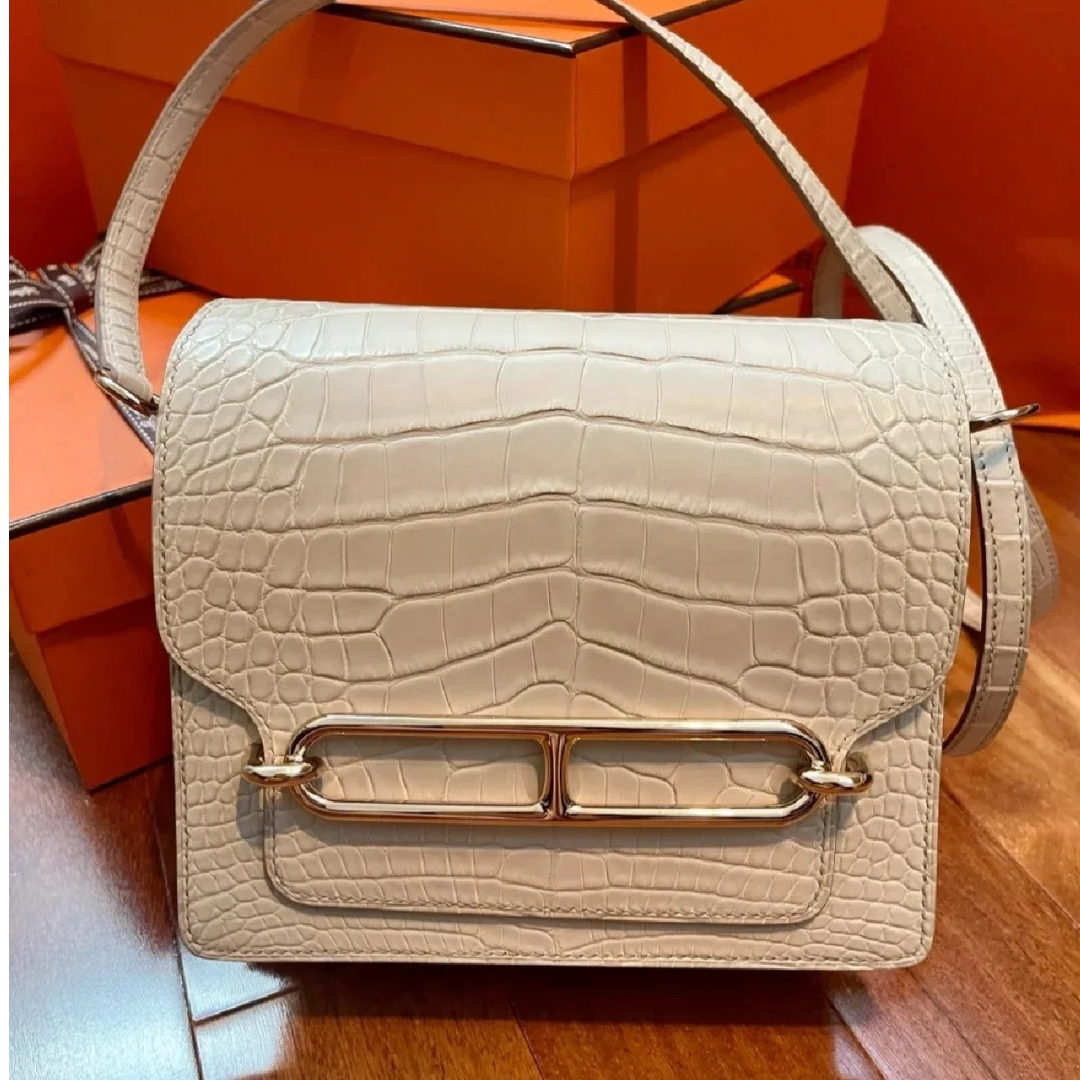 99新 Hermes/爱马仕 小花Jerry猪鼻子19 冰川白 Z刻金扣包