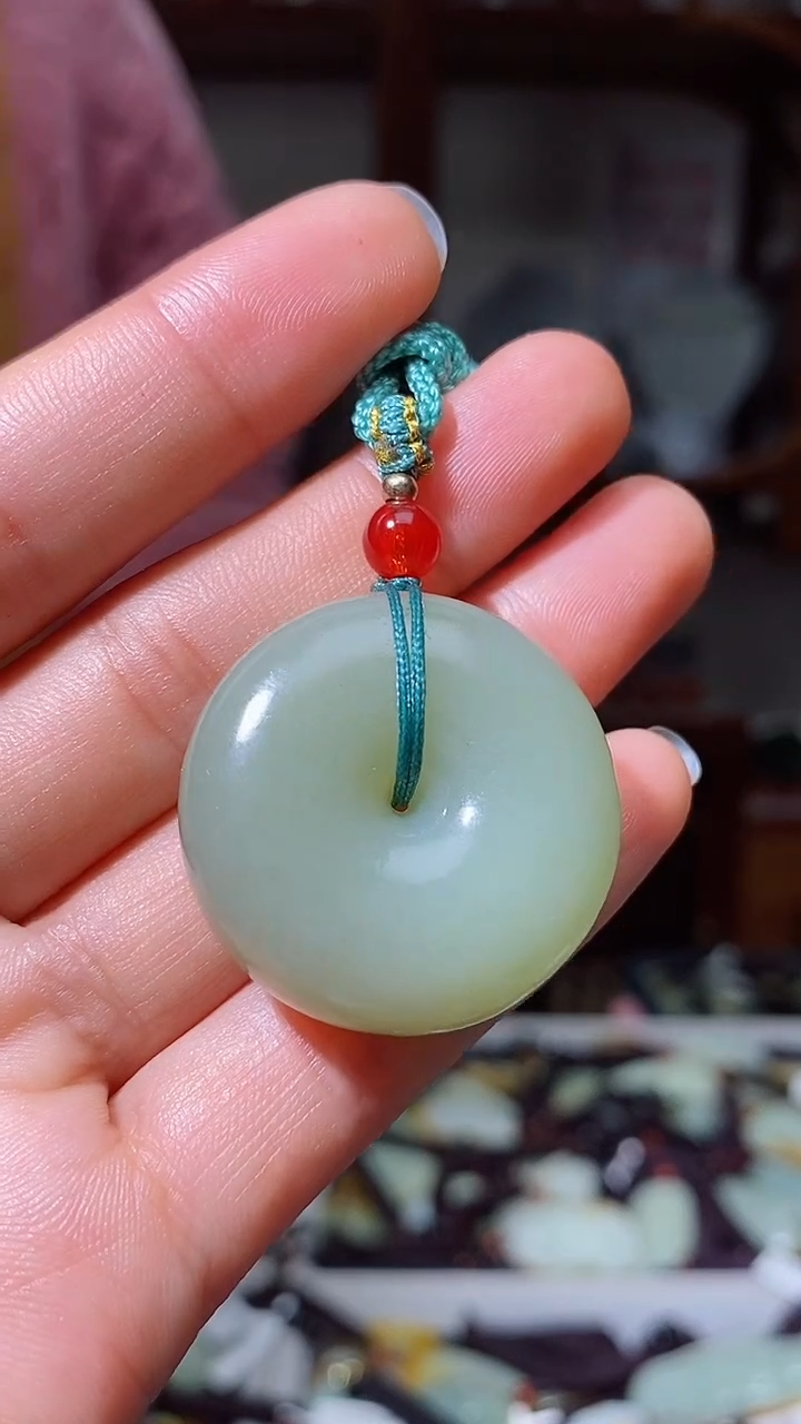 【闪购商品】和田玉挂件未镶嵌1111多样性发货 拍一发一 