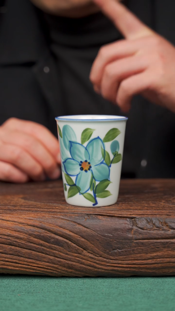 【闪购商品】瓷片8寻一缕瓷香杯釉下手工手绘瓷器